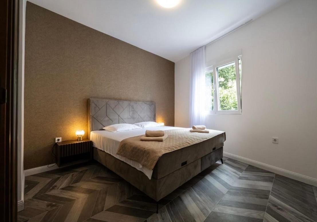 Luxury Apartment Vasilisa Kotor Exterior foto