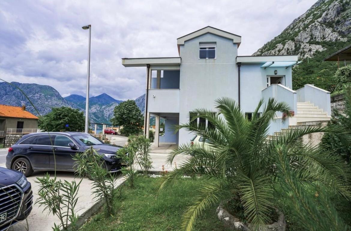 Luxury Apartment Vasilisa Kotor Exterior foto