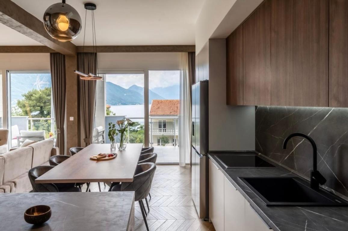 Luxury Apartment Vasilisa Kotor Exterior foto